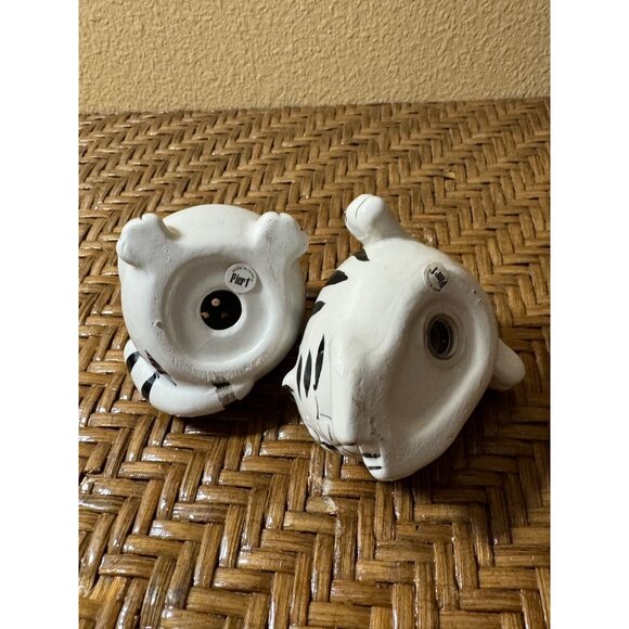 Vintage Pier I Whimsical Cat Black And White Strip Salt and Pepper Shaker Set - Picture 8 of 10